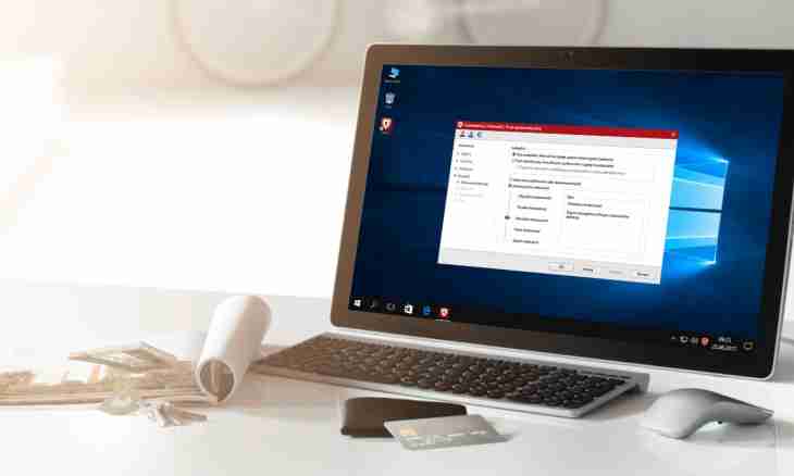 What free antivirus can be downloaded on the laptop